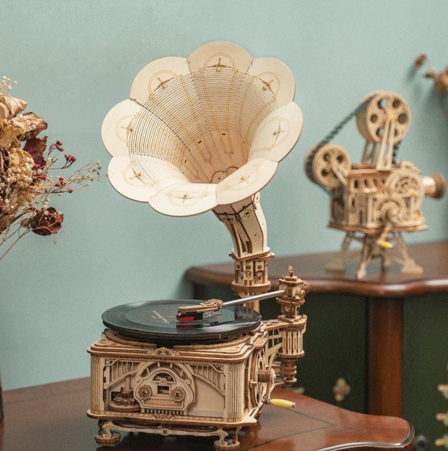 3D Puzzles Hands Craft US, Inc. | Classical Gramophone | Build Your Own Working Record Player