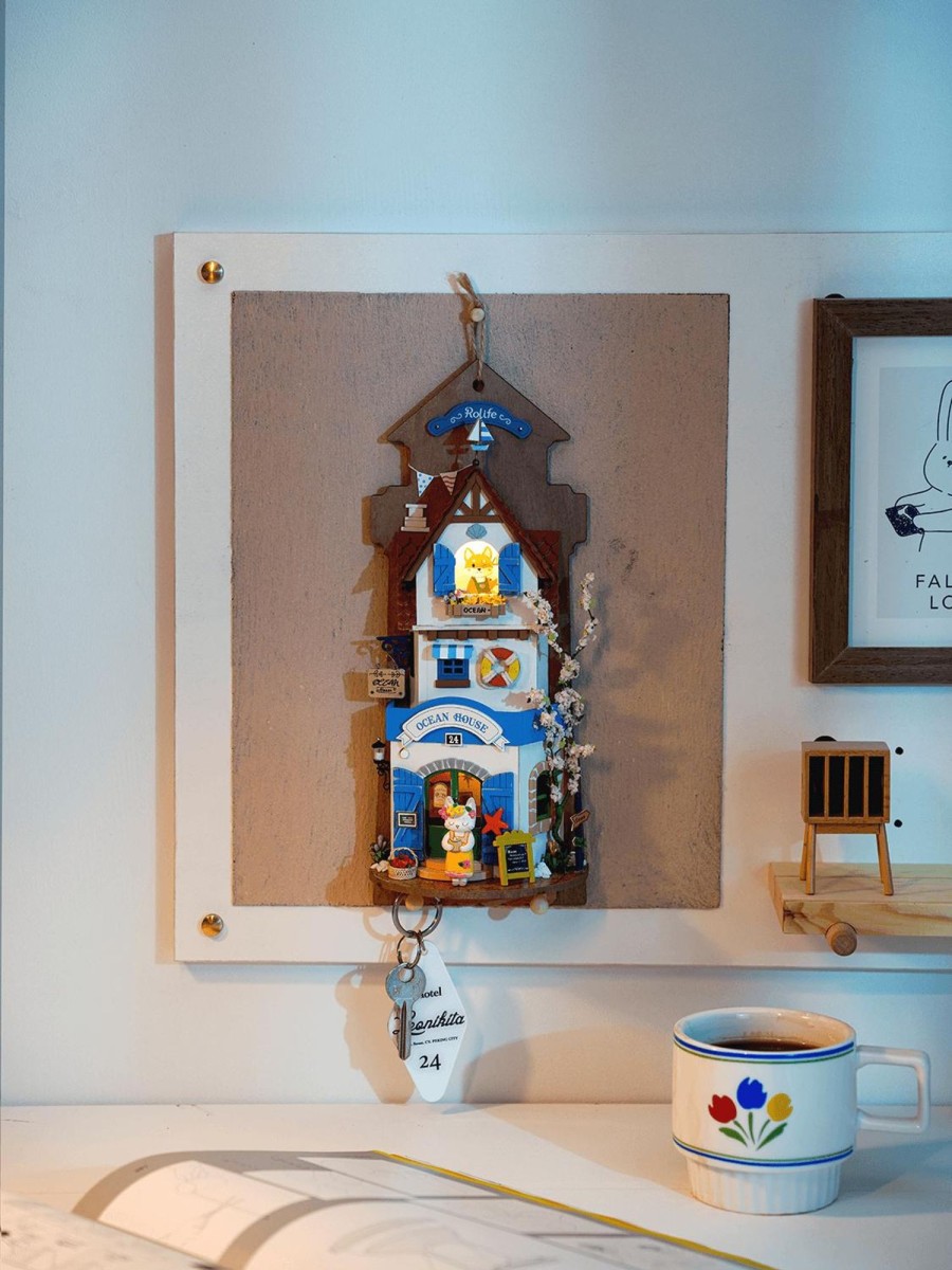 Diy Miniatures Kits Hands Craft US, Inc. | Wall Hanging Kit: Island Dream Villa