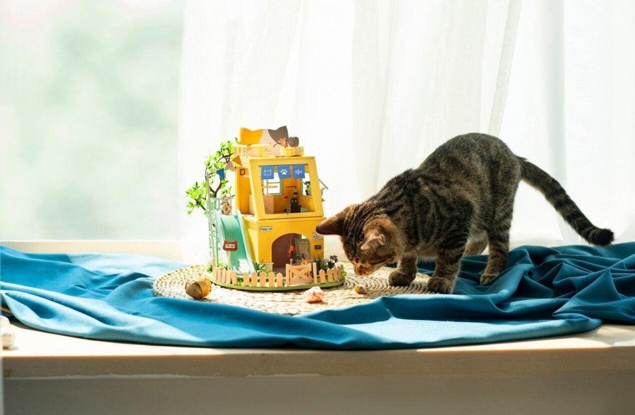 Diy Miniatures Kits Hands Craft US, Inc. | Miniature Kit | Cat House